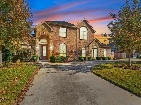 305 Fountain Creek Court, Ovilla, TX 75154