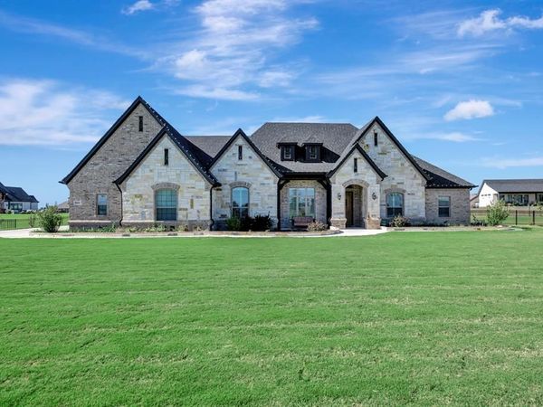 3800 Ridge Point Drive, Northlake, TX 76226