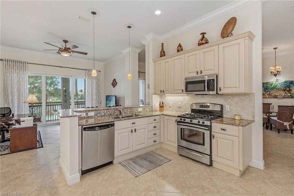 9271 Museo Cir, Unit 203, Naples, FL 34114 Photo