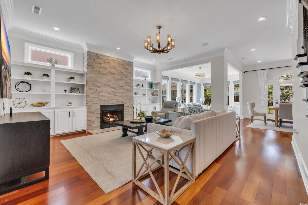 1619 Eastover Ln. Photo 8