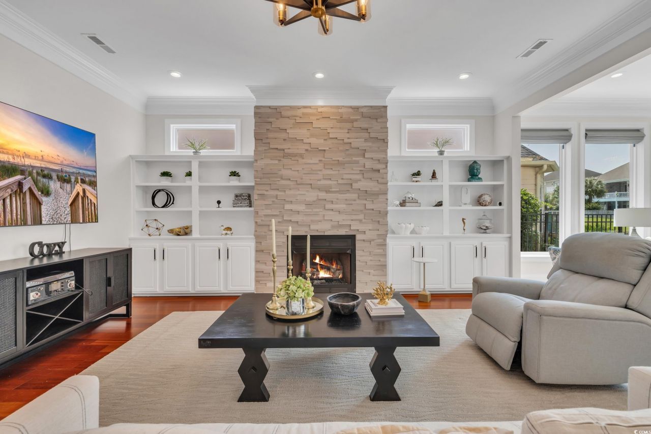 1619 Eastover Ln. Photo 9