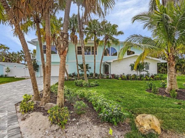 1543 San Carlos Bay Dr, Sanibel, FL