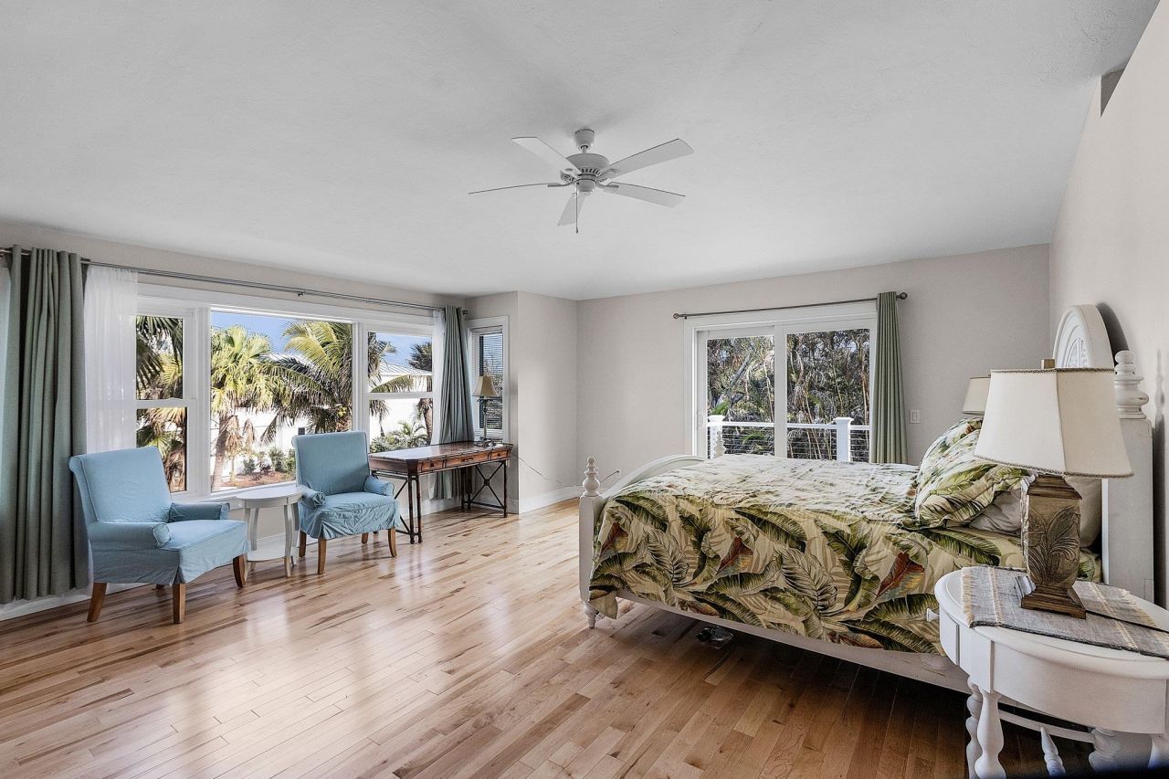 1543 San Carlos Bay Dr, Sanibel, FL 00000 Photo