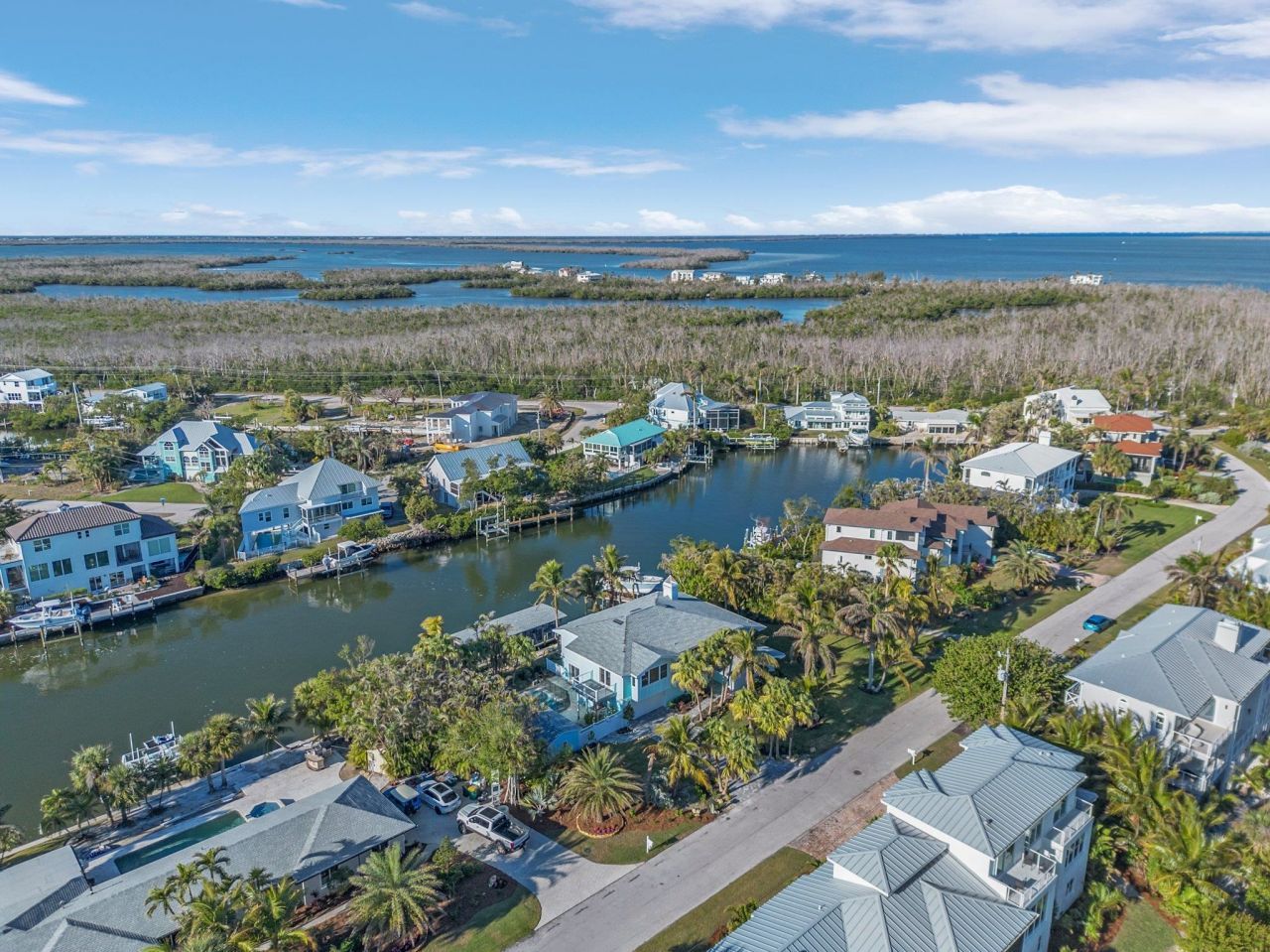 1543 San Carlos Bay Dr, Sanibel, FL 00000 Photo