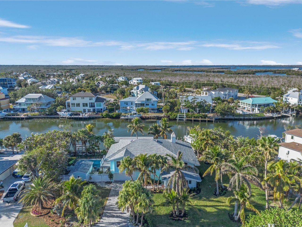 1543 San Carlos Bay Dr, Sanibel, FL 00000 Photo