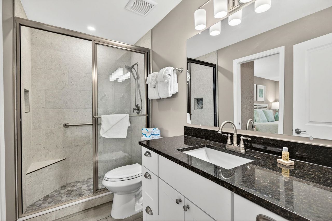 827 E Gulf Dr, Unit L2, Sanibel, FL 33957 Photo