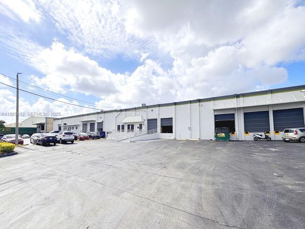 1950 NW 70th Ave, Unit 1970, Miami, FL 33126