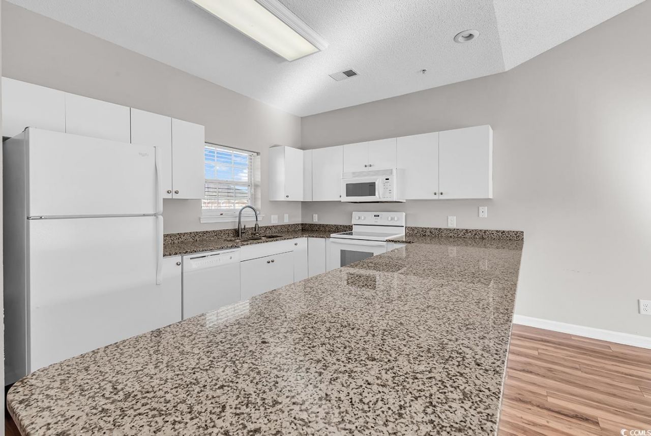 3947 Gladiola Ct. Photo 5