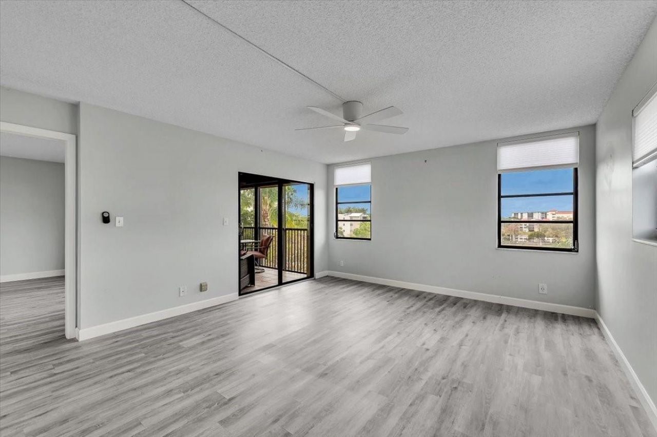 2112 S Cypress Bend Drive, Unit 508, Pompano Beach, FL 33069 Photo