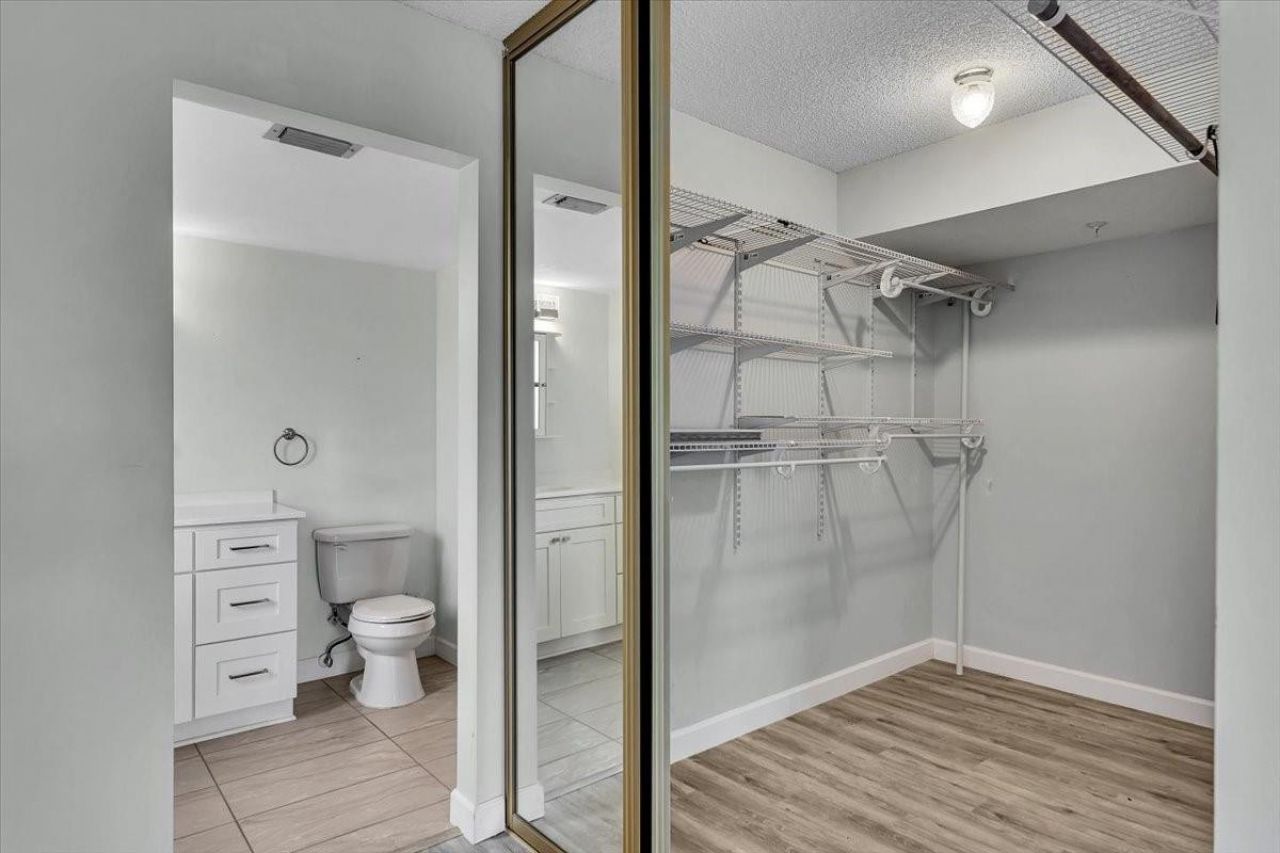 2112 S Cypress Bend Drive, Unit 508, Pompano Beach, FL 33069 Photo