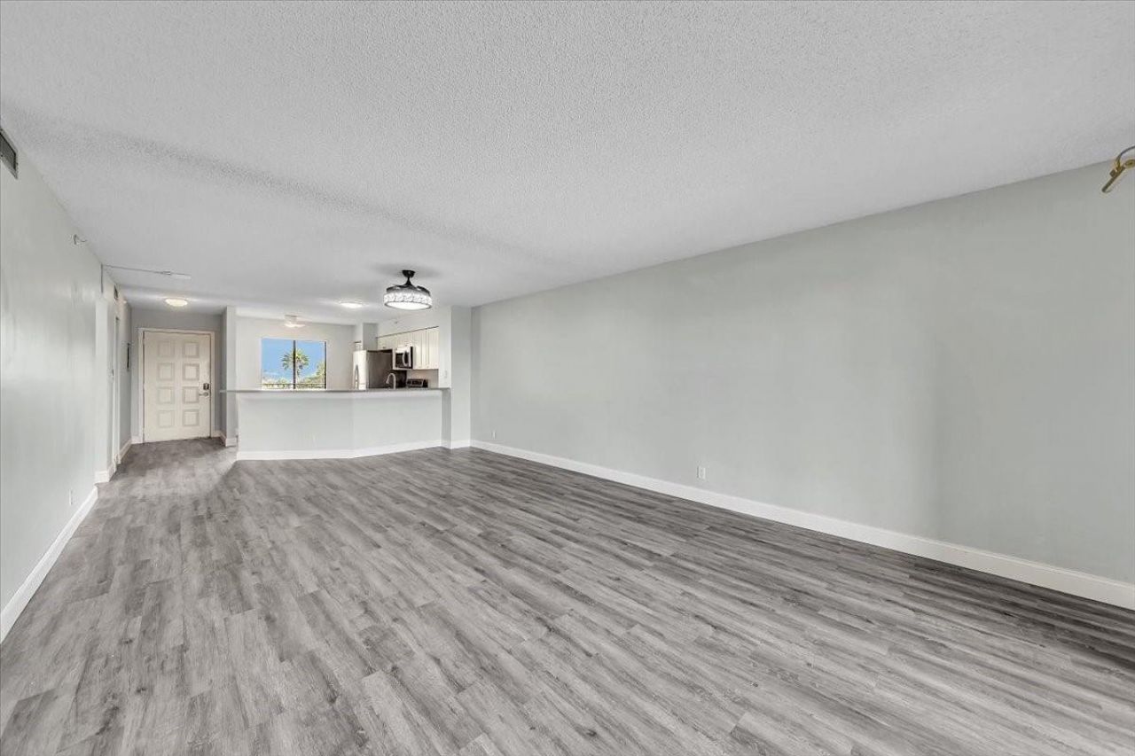 2112 S Cypress Bend Drive, Unit 508, Pompano Beach, FL 33069 Photo