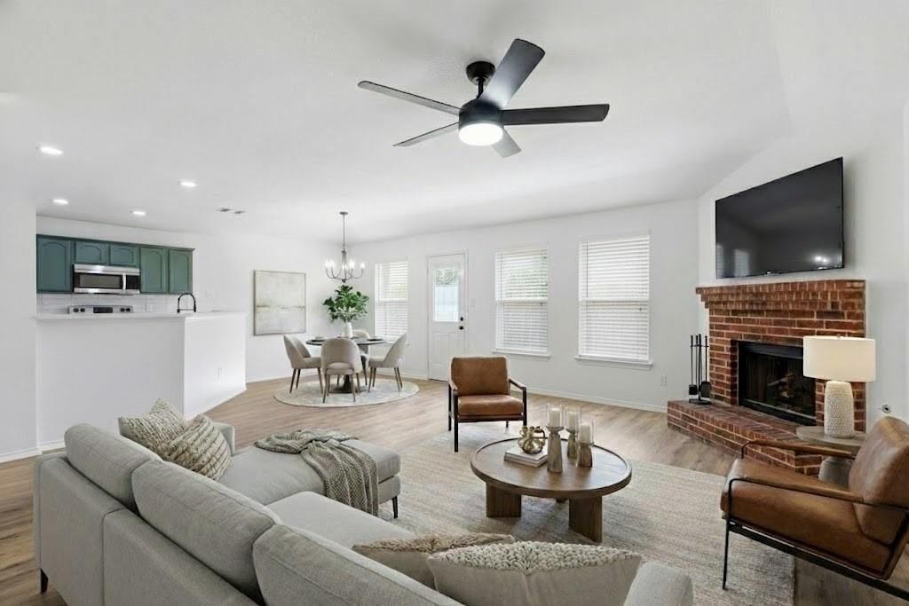 215 Willow Creek Lane, Terrell, TX 75160 Main Photo