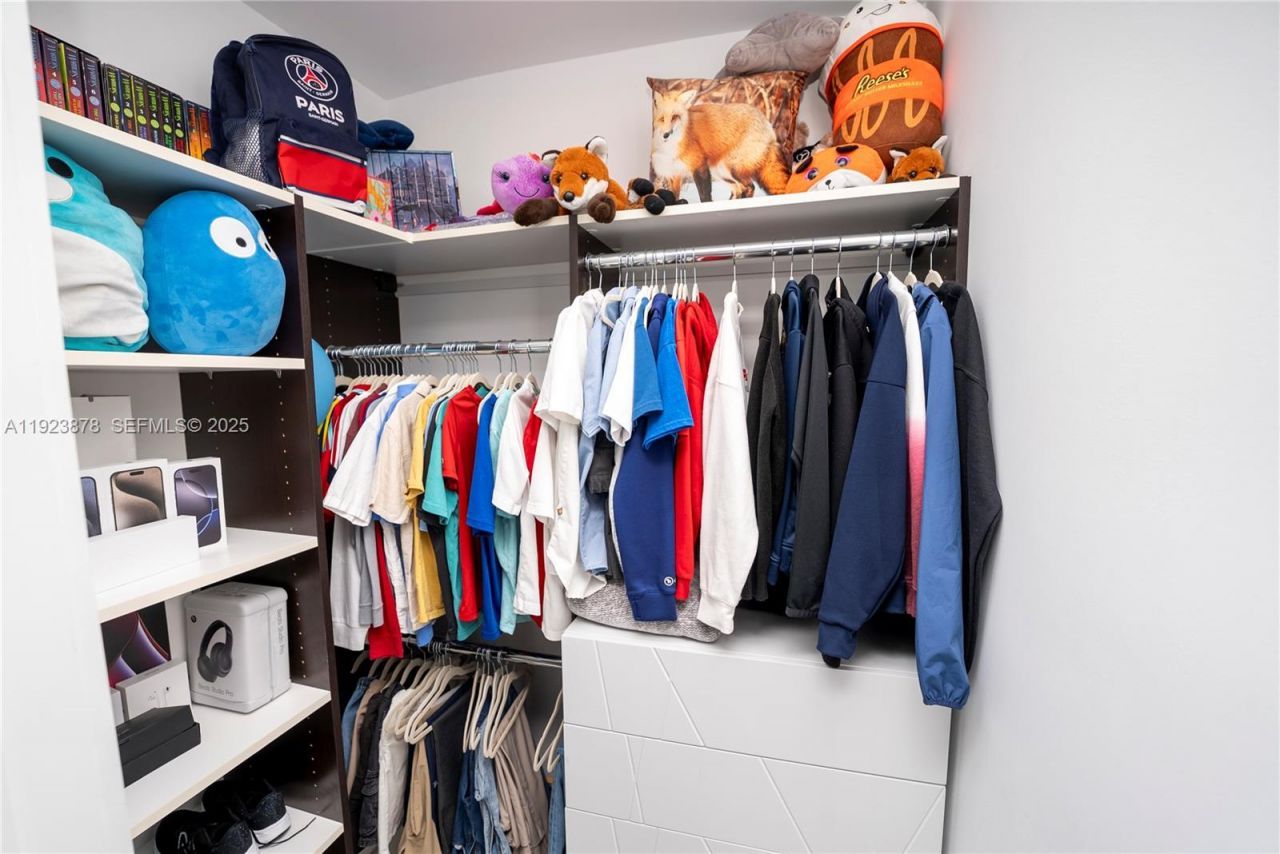 8340 NW 33 Terrace, Doral, FL 33122 Photo