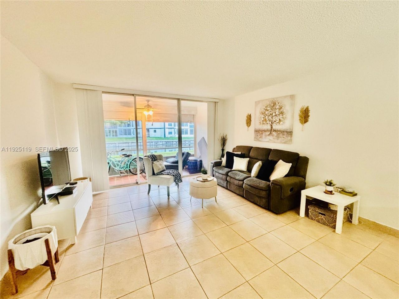 8350 Sands Point Blvd, Unit E104, Tamarac, FL 33321 Photo