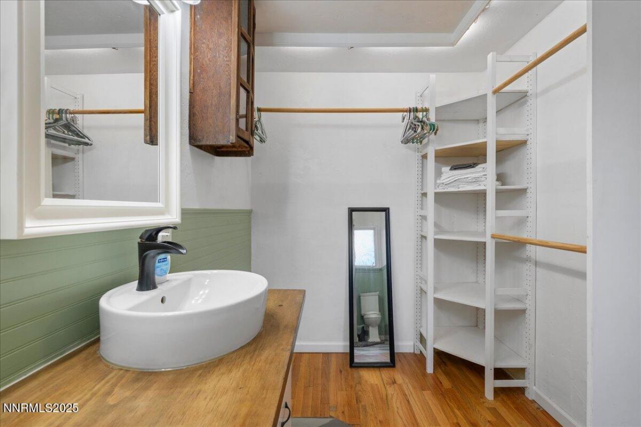 900 W Washington Street, Carson City, NV 89703 Photo