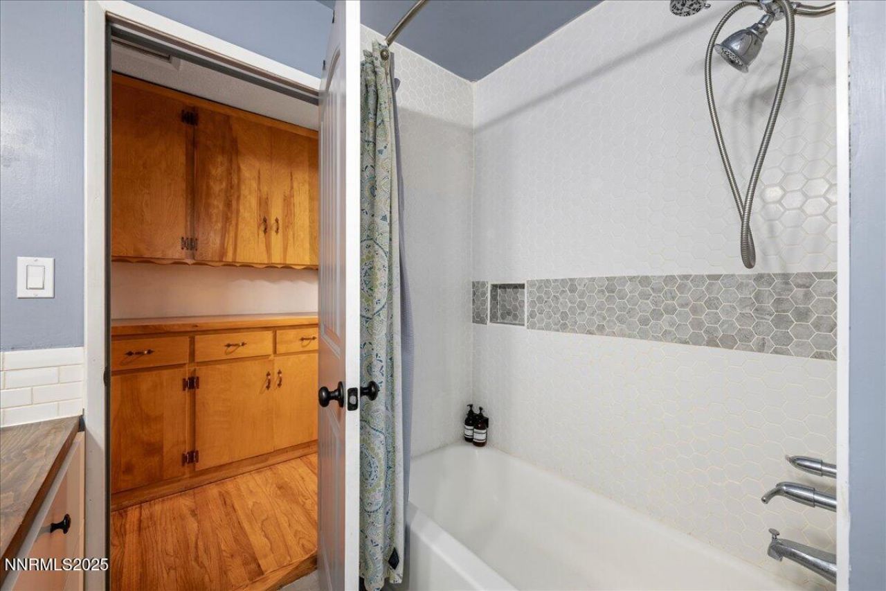 900 W Washington Street, Carson City, NV 89703 Photo