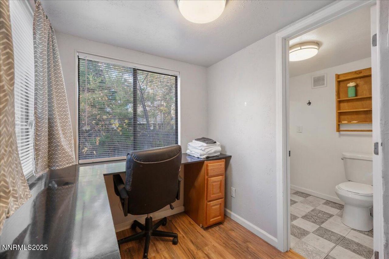 900 W Washington Street, Carson City, NV 89703 Photo