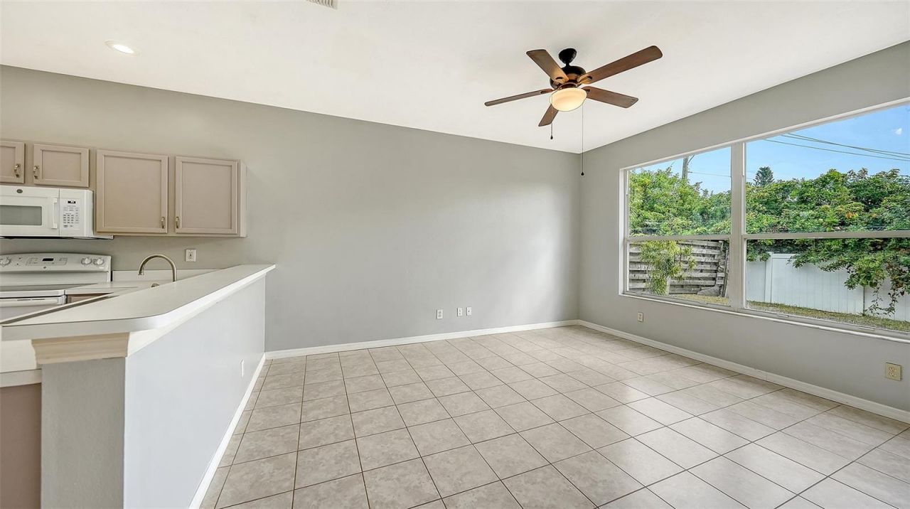 5513 47th Court E, Bradenton, FL 34203 Photo