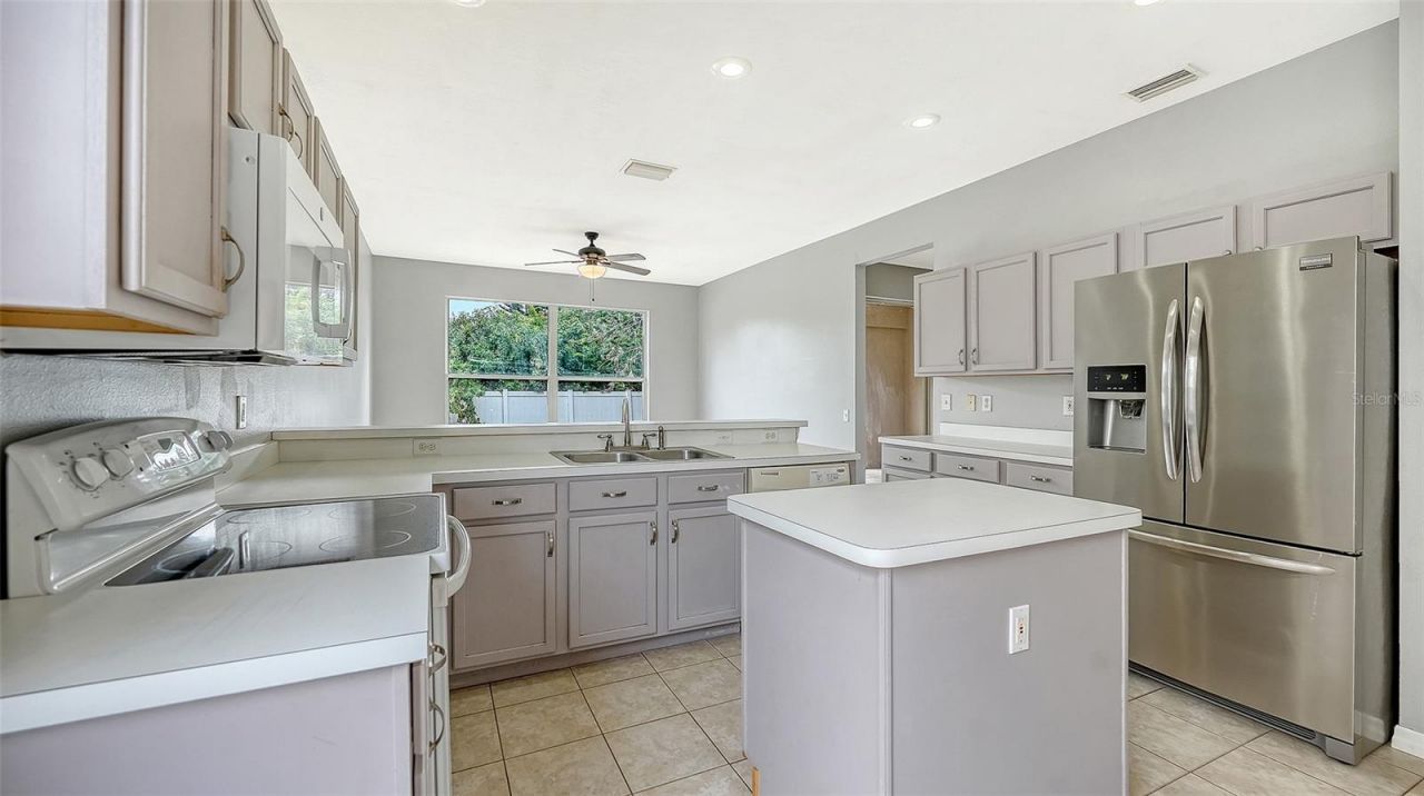 5513 47th Court E, Bradenton, FL 34203 Photo