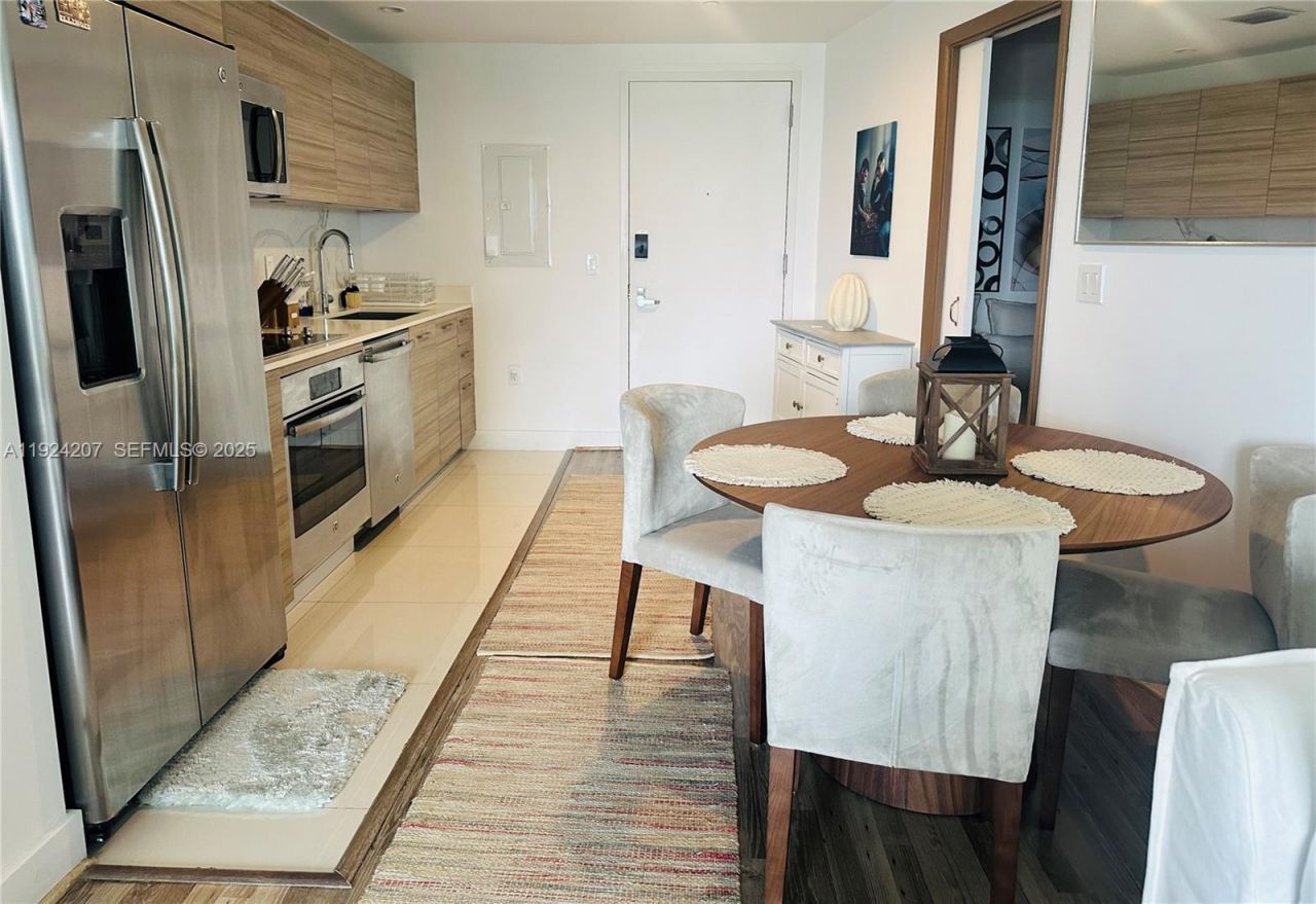 121 NE 34th St, Unit 3014, Miami, FL 33137 Photo