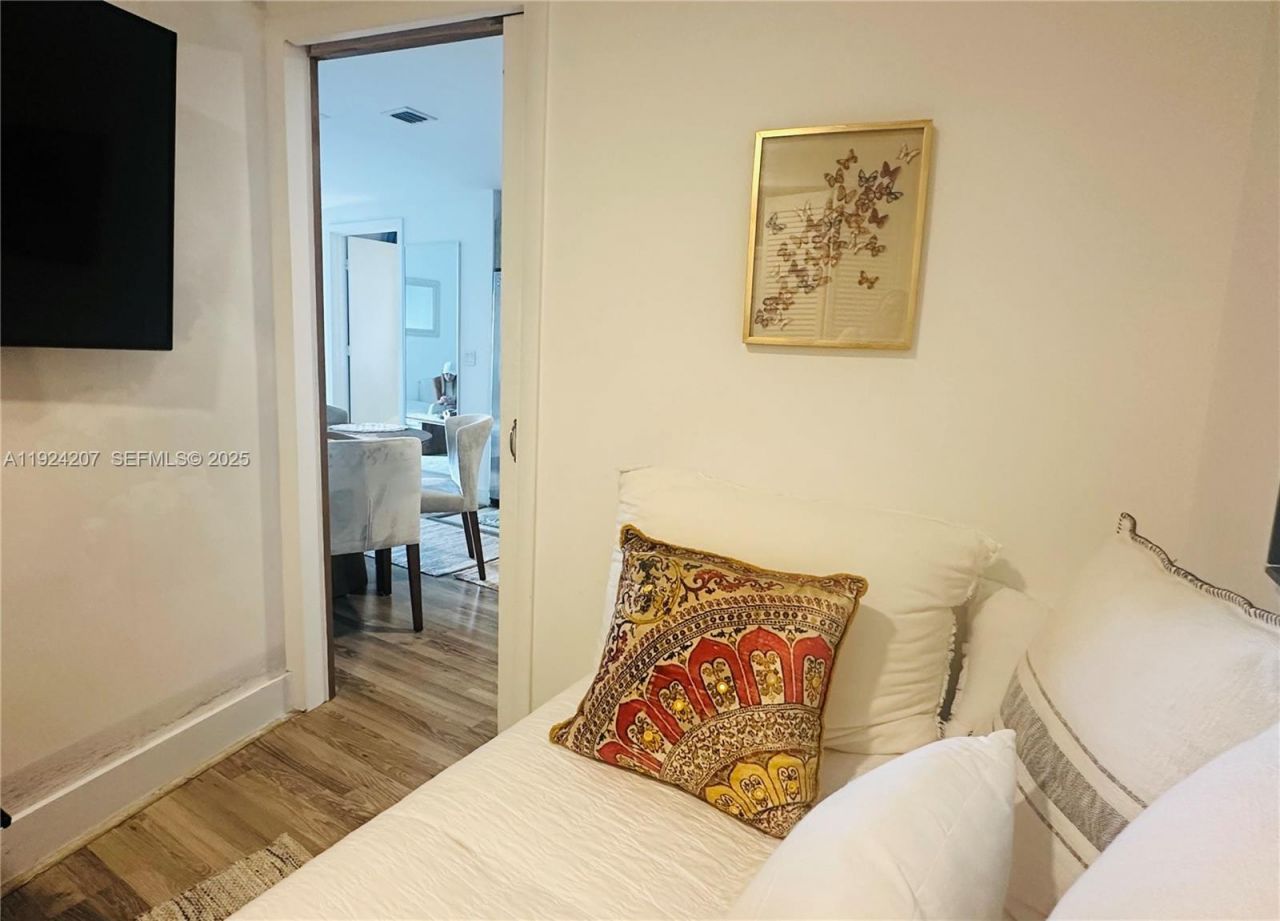 121 NE 34th St, Unit 3014, Miami, FL 33137 Photo
