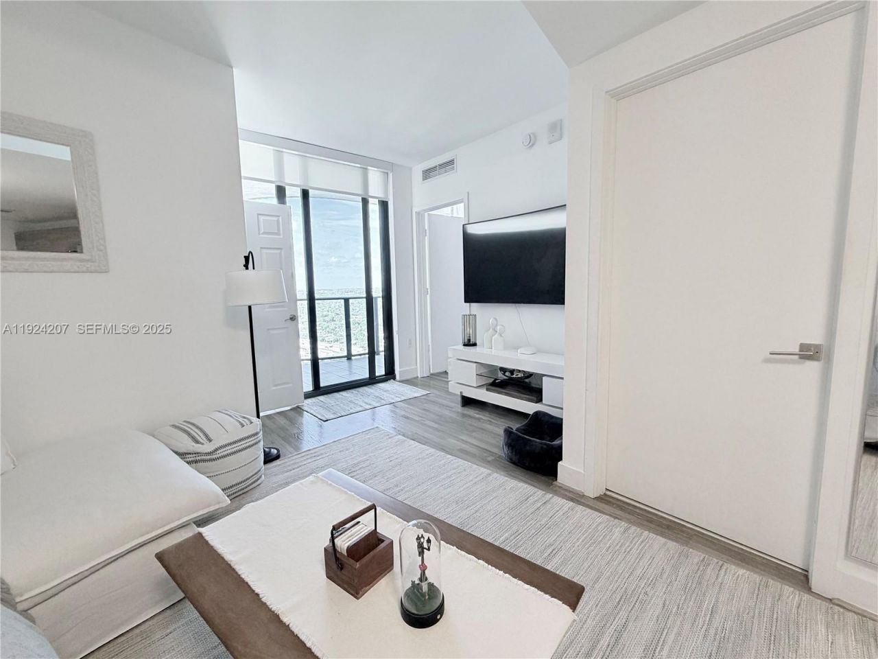 121 NE 34th St, Unit 3014, Miami, FL 33137 Photo