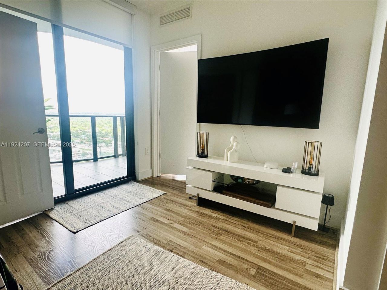 121 NE 34th St, Unit 3014, Miami, FL 33137 Photo