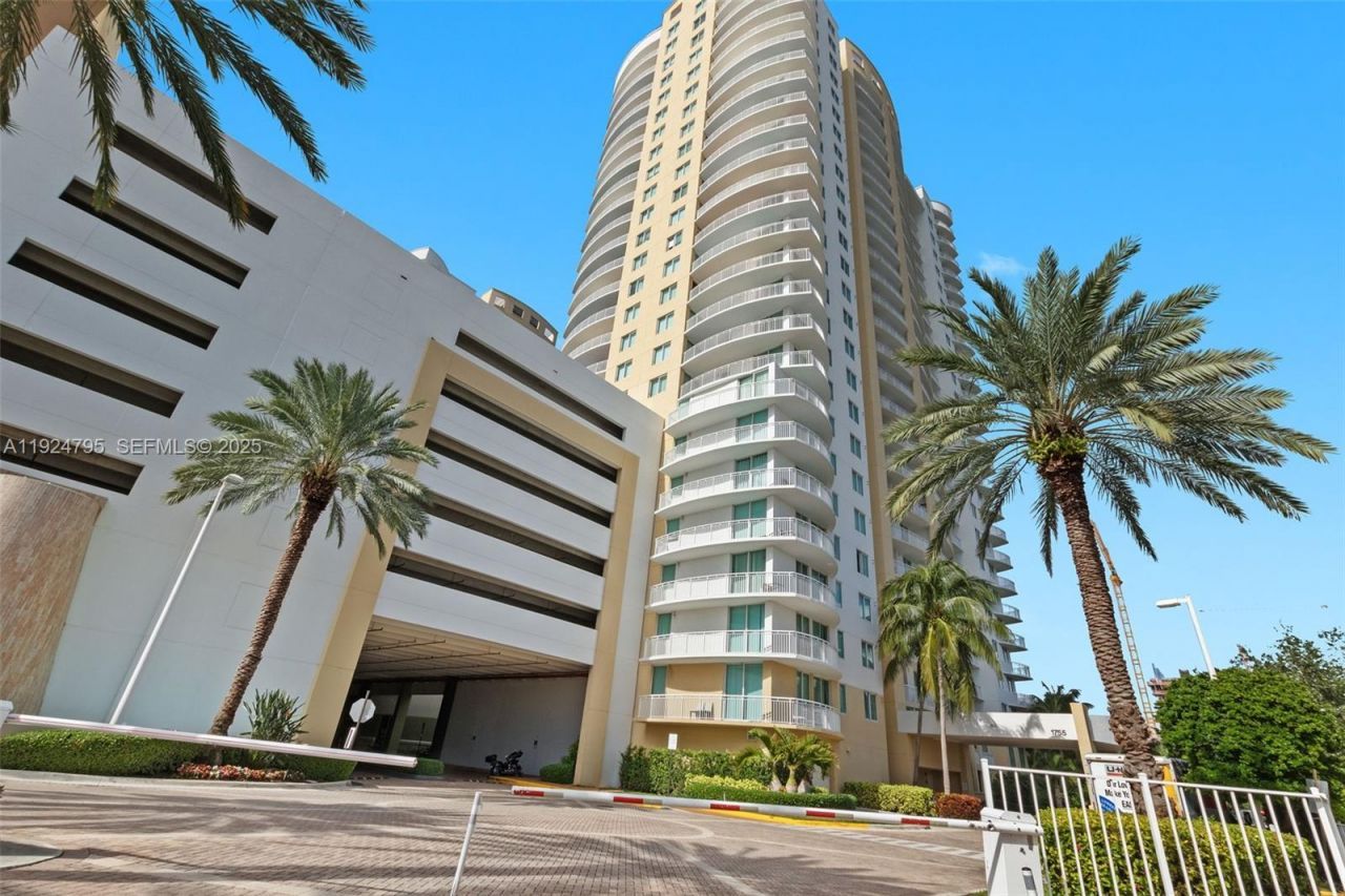 1755 E Hallandale Beach Blvd, Unit 501E, Hallandale Beach, FL 33009 Photo