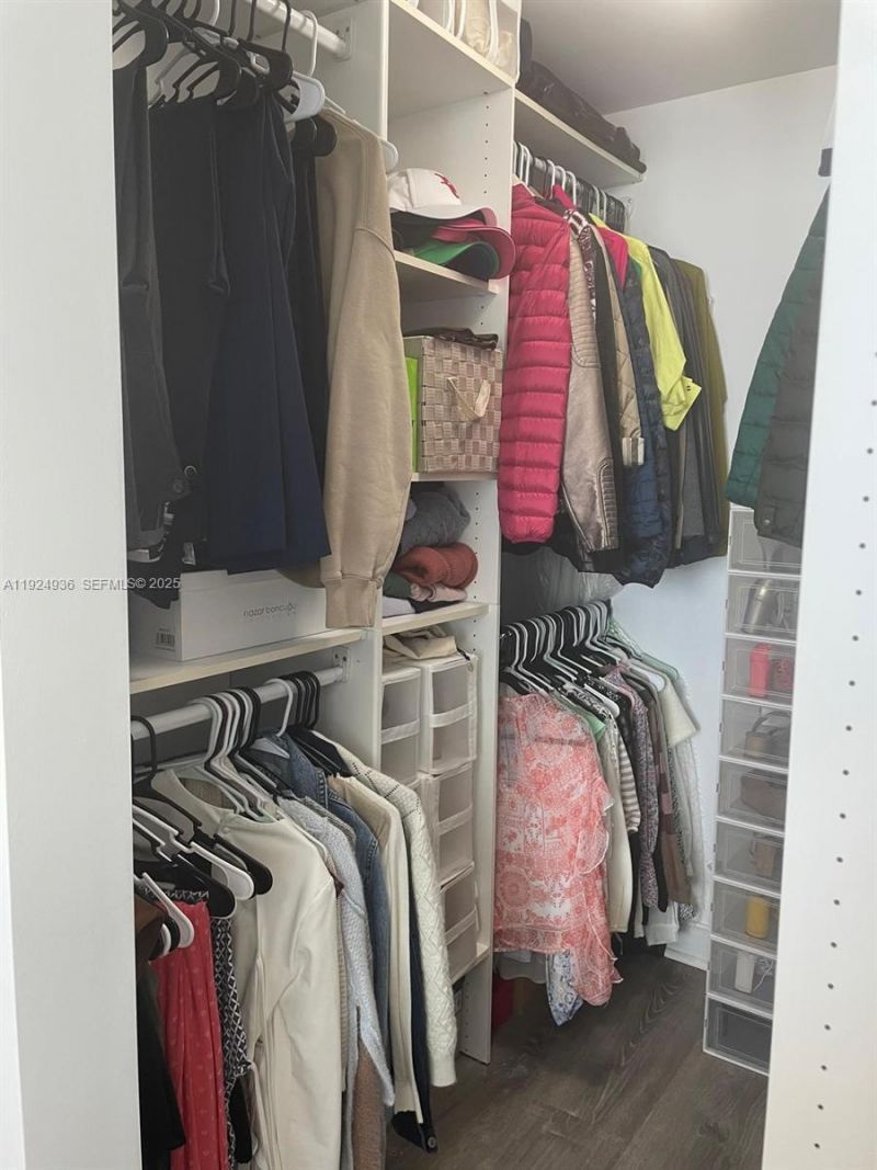 185 SW 7th St, Unit 2014, Miami, FL 33130 Photo