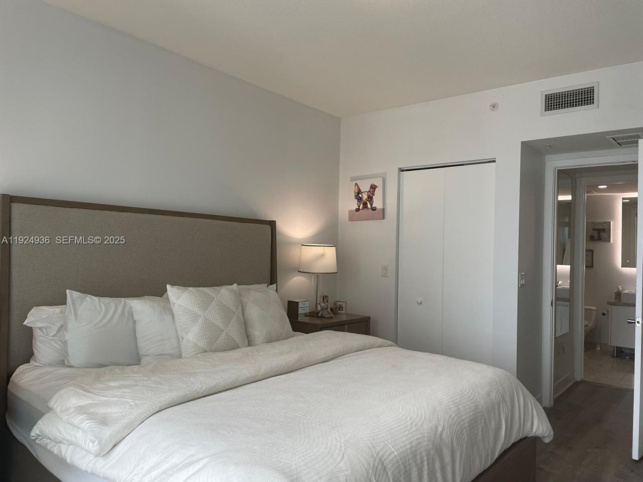 185 SW 7th St, Unit 2014, Miami, FL 33130 Photo