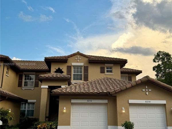 8232 NW 128th Ln, Unit 39-F, Parkland, FL 33076