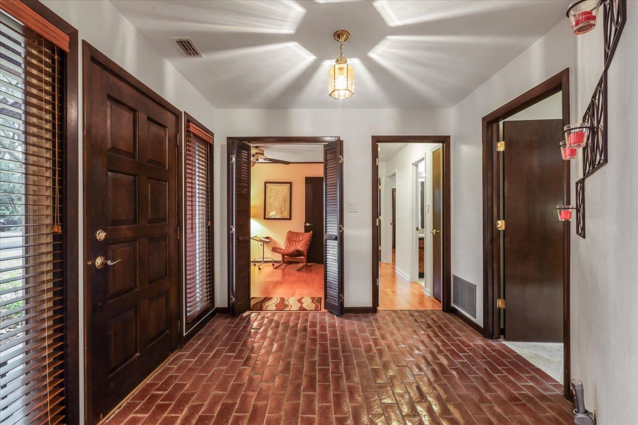 2424 Winthrop Road, Tallahassee, FL 32308 Photo