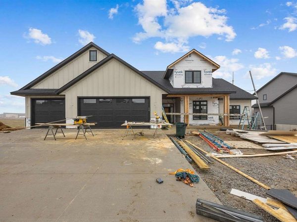 419 Whitetail Ln, Tiffin, IA 52340