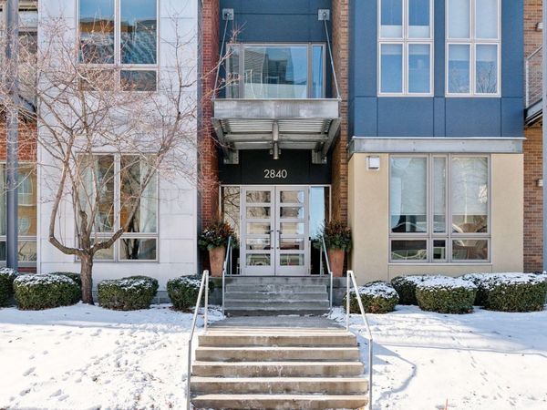 2840 Bryant Avenue S, Unit E303, Minneapolis, MN 55408