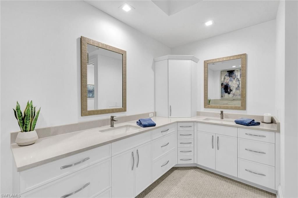 1030 3rd Ave S, Unit 419, Naples, FL 34102 Photo