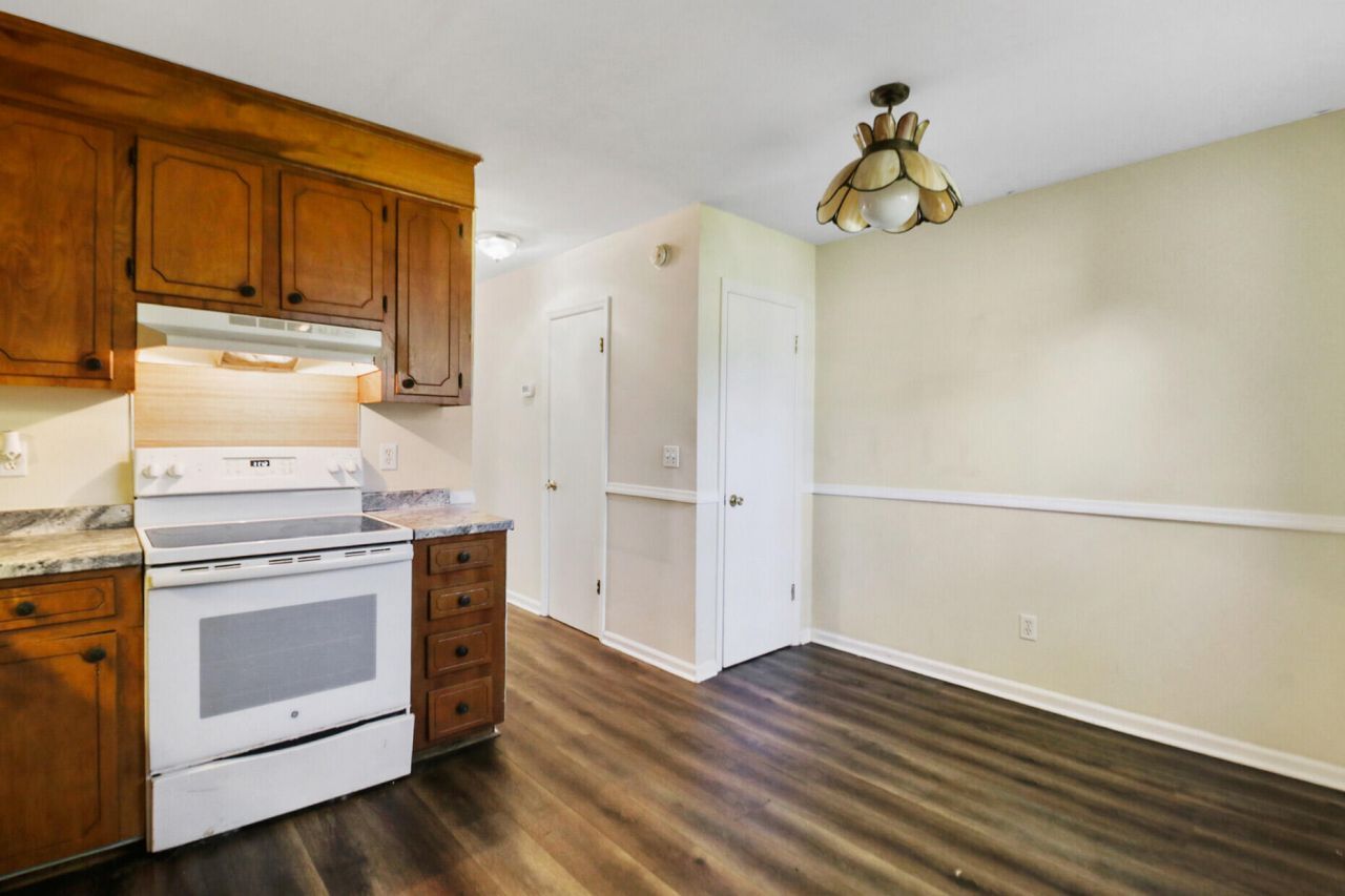 104 Muir Court Photo 11