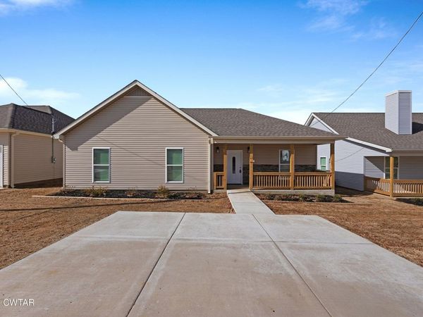 159 Cartmell St, Jackson, TN 38301