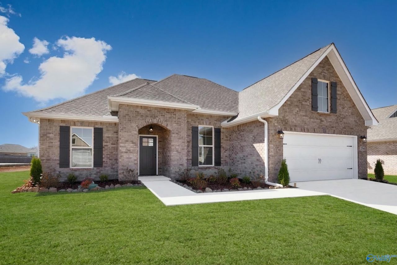 254 John Harold Drive, Meridianville, AL 35759 Main Photo