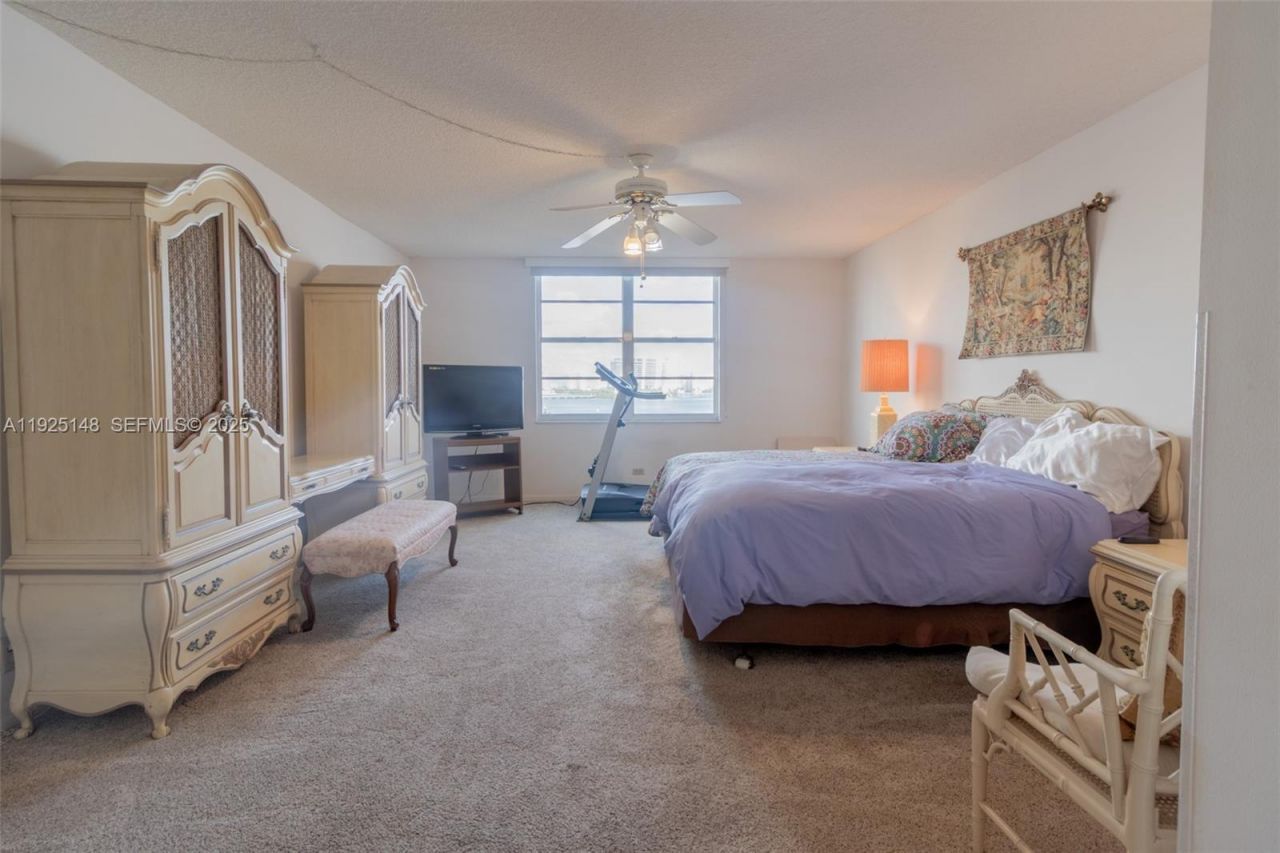 301 174th St, Unit 503, Sunny Isles Beach, FL 33160 Photo