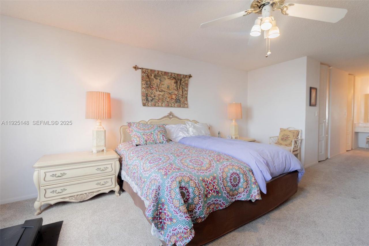 301 174th St, Unit 503, Sunny Isles Beach, FL 33160 Photo