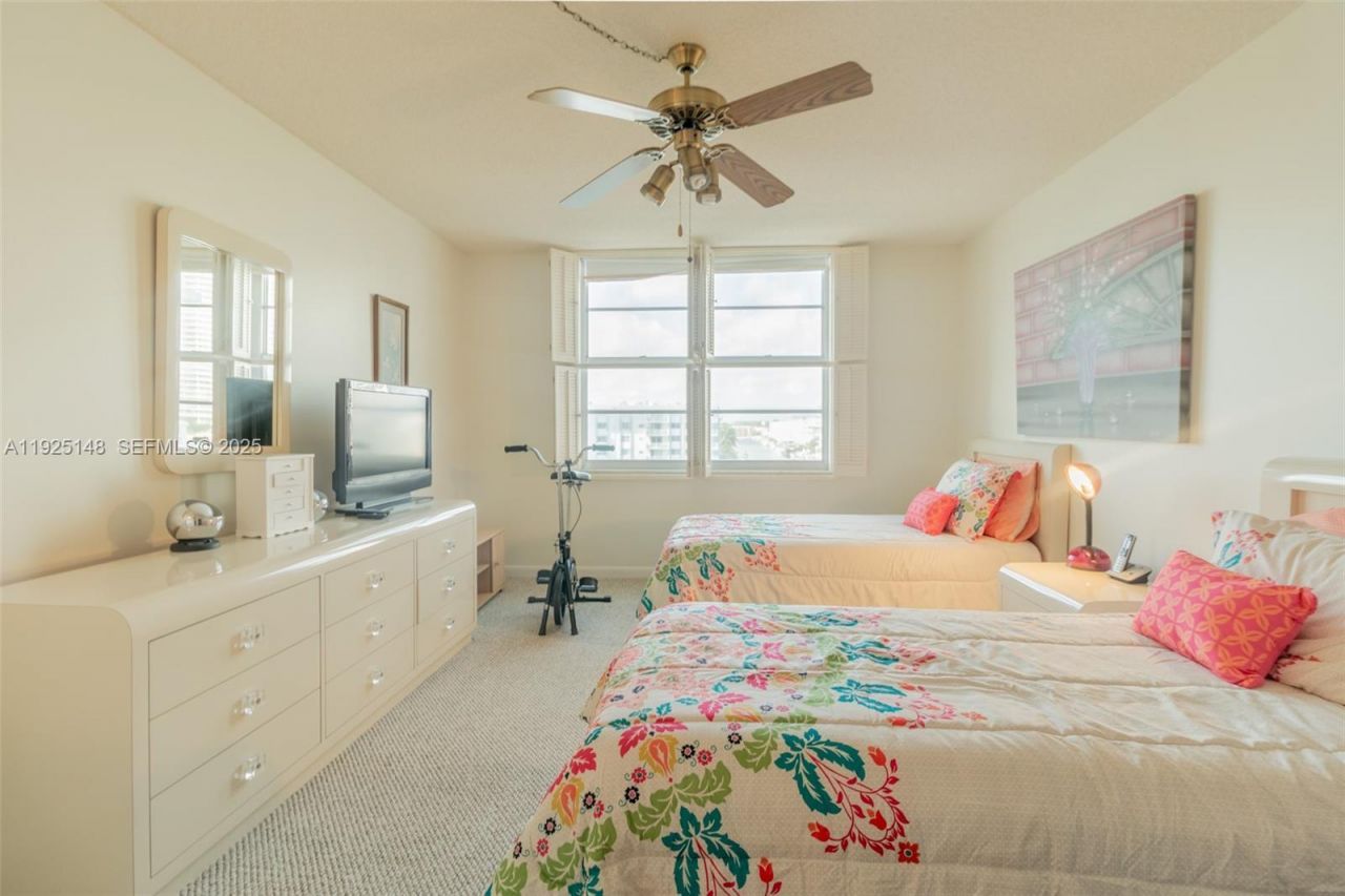 301 174th St, Unit 503, Sunny Isles Beach, FL 33160 Photo