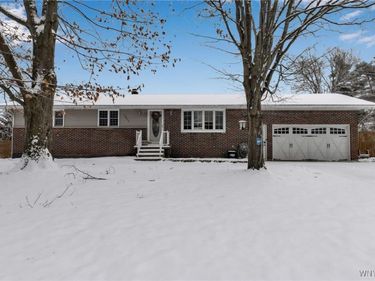 10855 Griswold Road, Darien Center, NY 14040