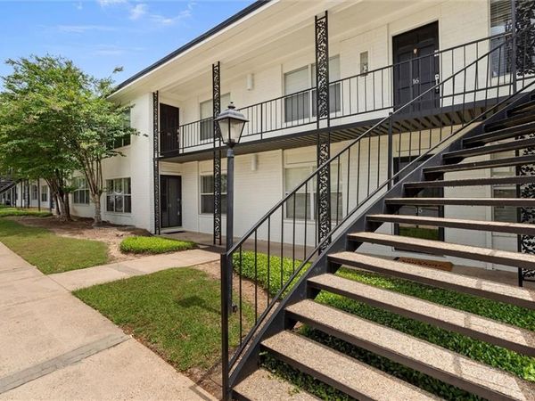 4009 Old Shell Road, Unit C14, Mobile, AL 36608