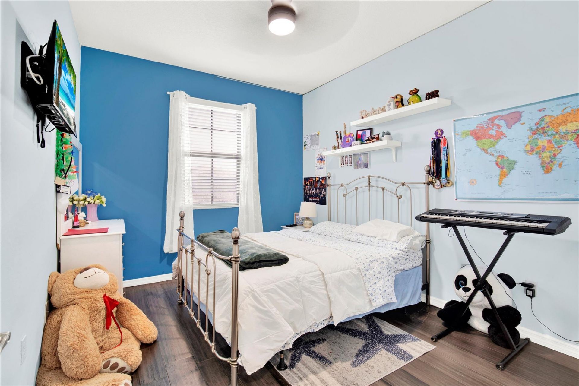 805 NE 191st Street, Miami, FL 33179 Photo