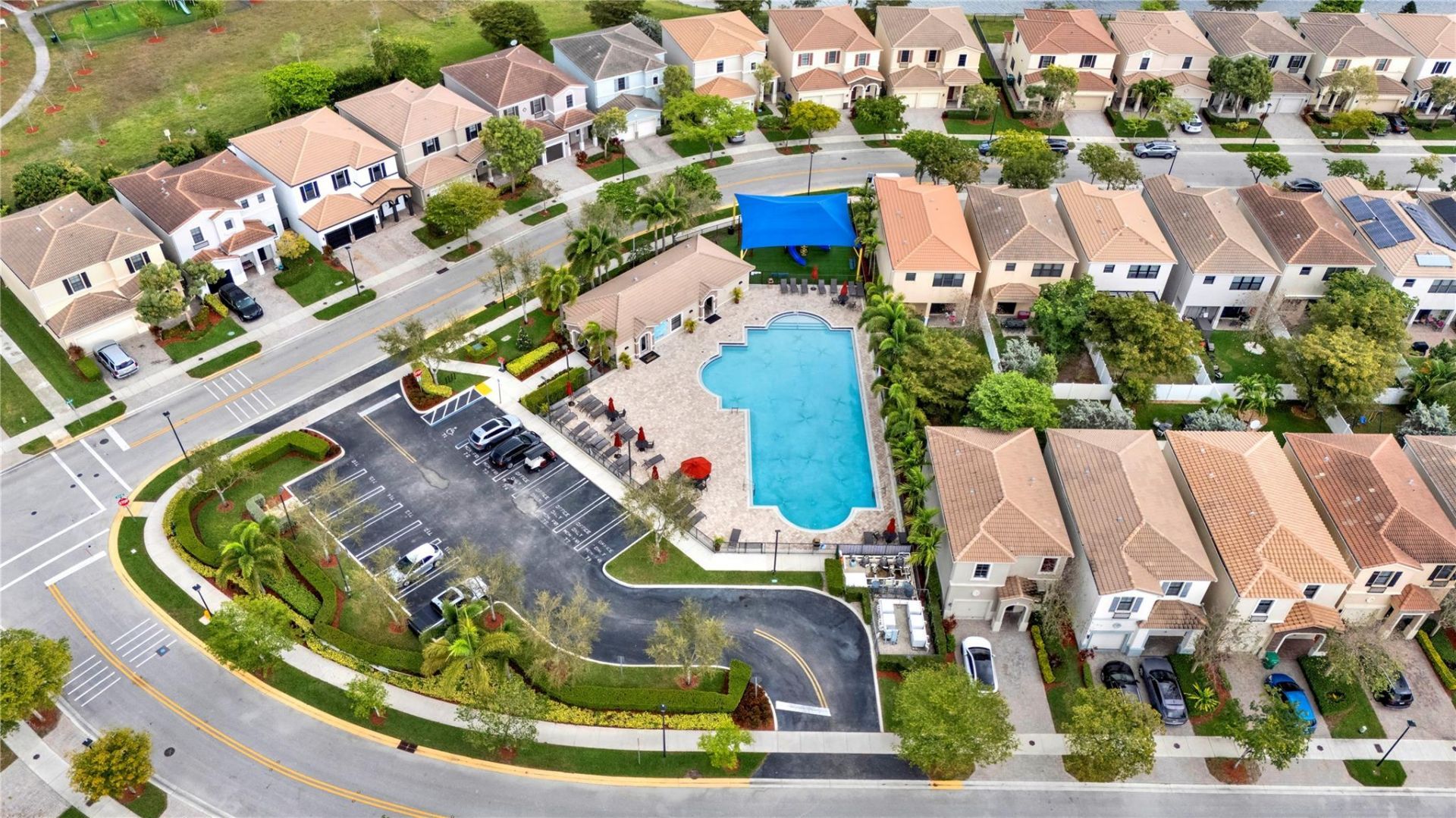 805 NE 191st Street, Miami, FL 33179 Photo