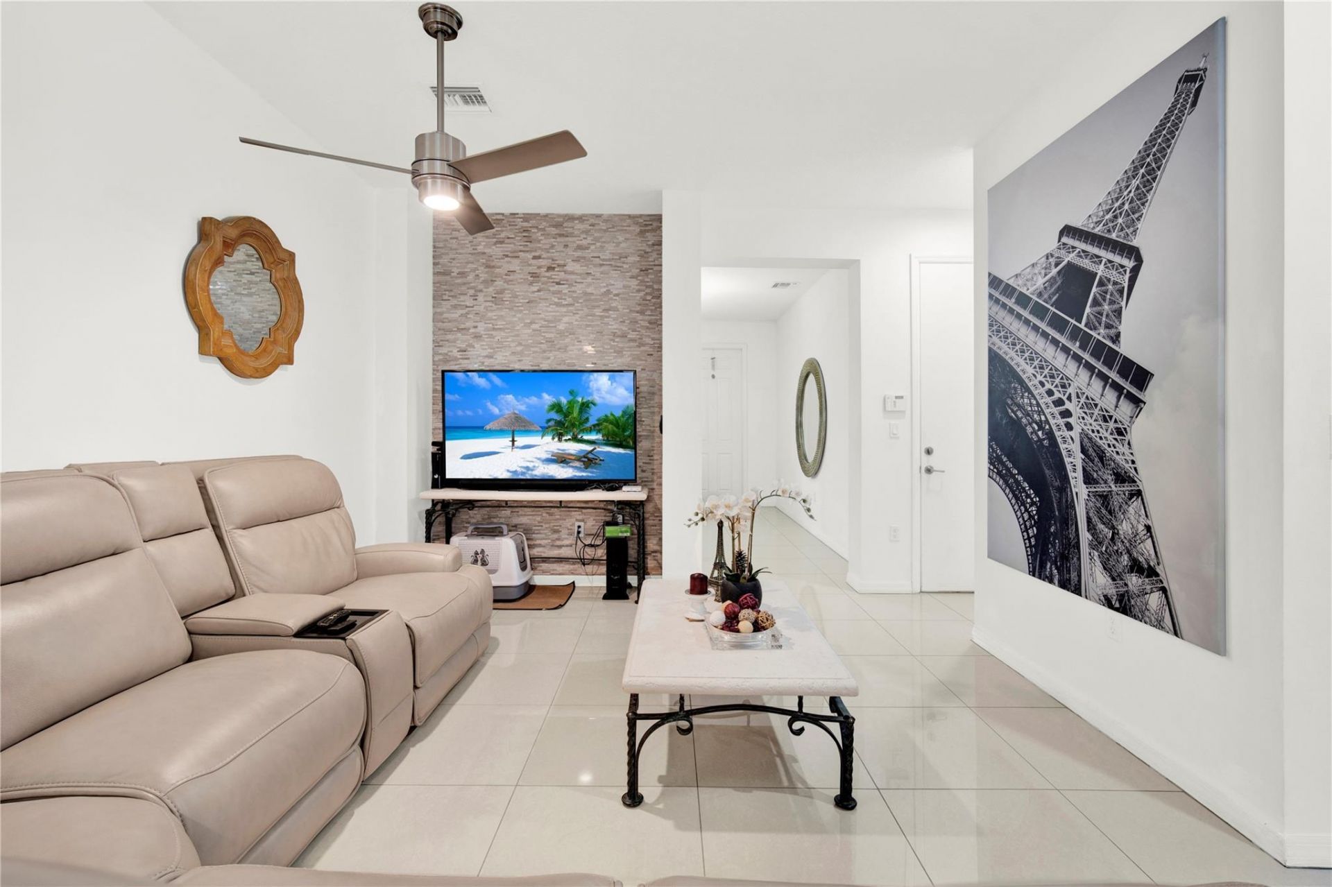 805 NE 191st Street, Miami, FL 33179 Photo