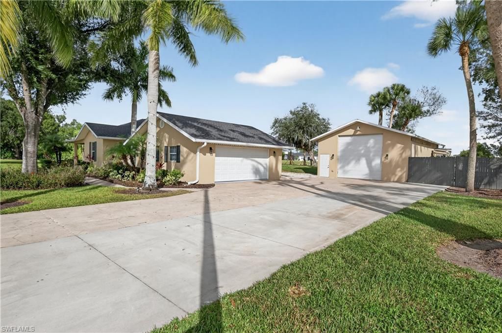 17060 Cypress Creek Dr, North Fort Myers, FL 33917 Photo