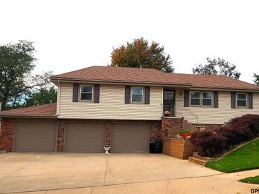 7372 Jefferson Street, Ralston, NE 68127