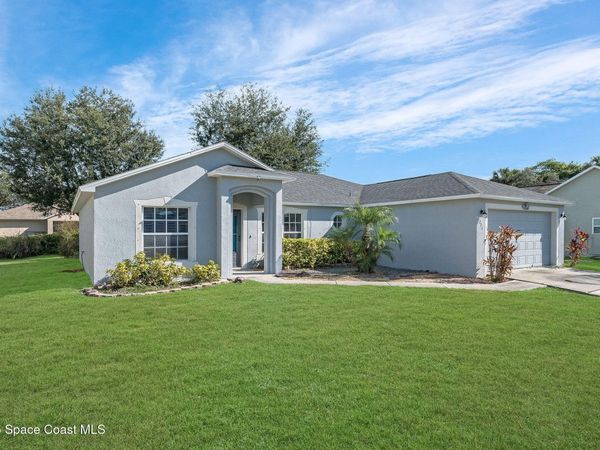 735 Crestline Lane NE, Palm Bay, FL 32907