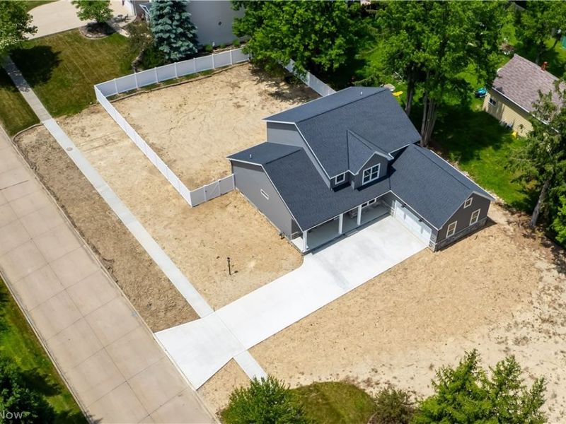 21032 Breckenridge Lane, Strongsville, OH 44149 Photo 3